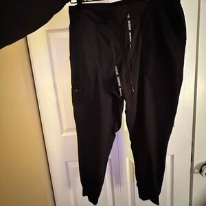 Med Couture Black L Jogger Scrub Pant